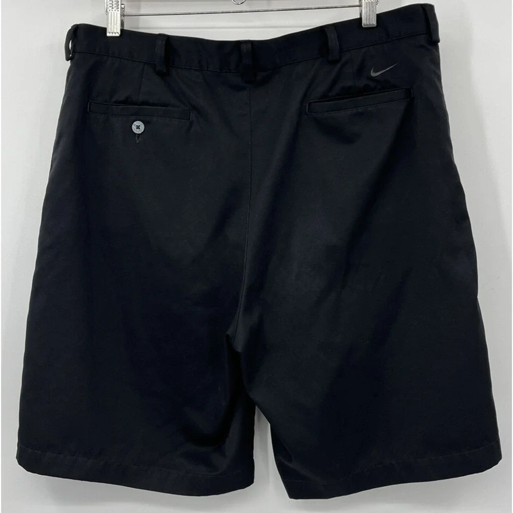 Nike Golf Shorts Men's Size 36 Black Chino Pleated Front Casual Preppy 9